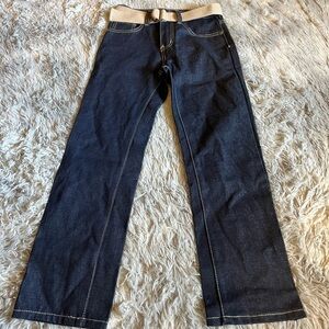 Jeanetix like new dark wash jeans with belt